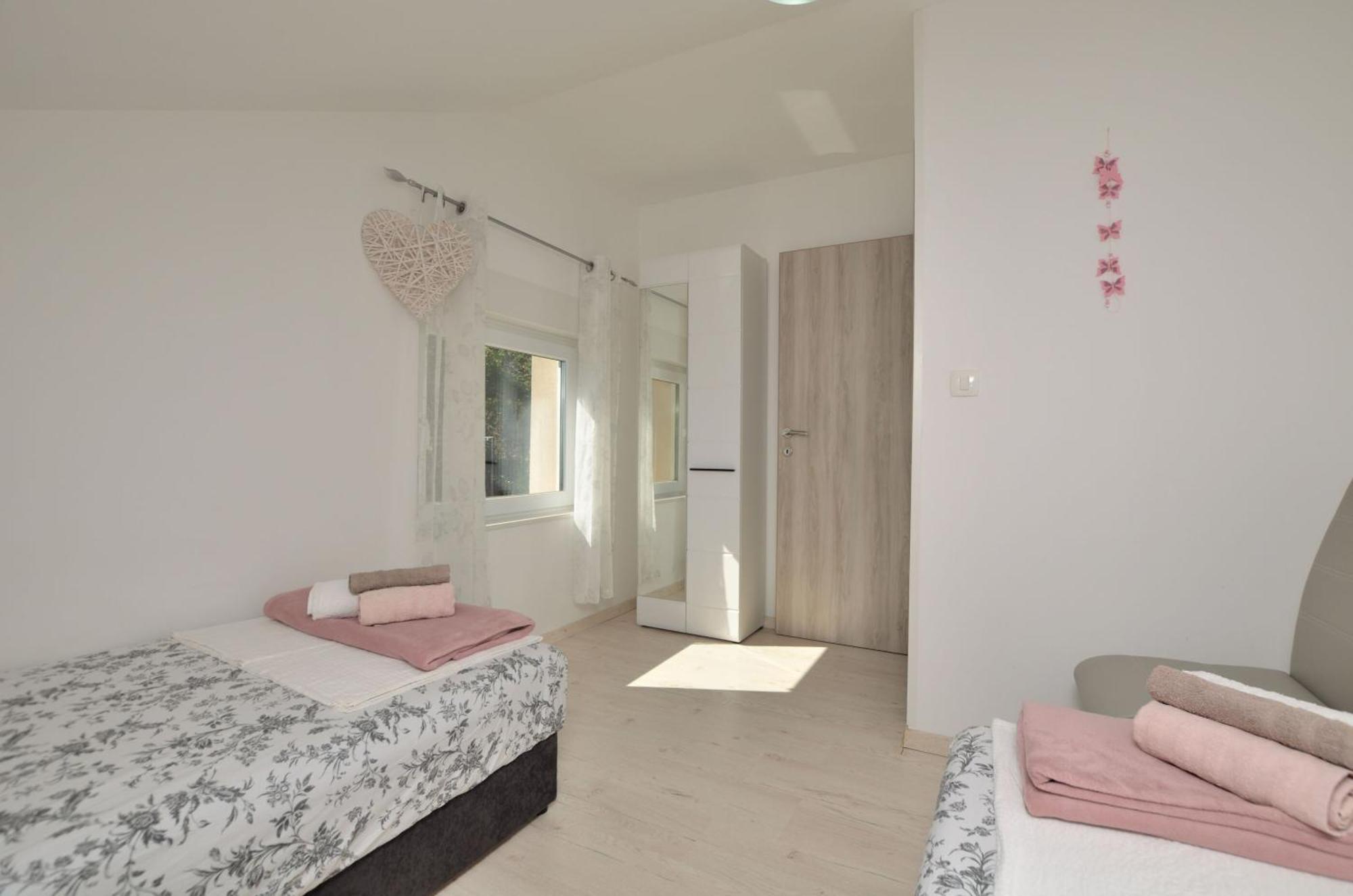 Apartments Viktoria Lovran Buitenkant foto